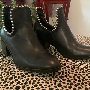 Gianni Bini Booties